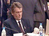 Ющенко попросил Лукашенко выпустить 
задержанных в Минске украинских граждан