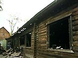 Пожарный расчет прибыл через пятнадцать минут, но спасти старое деревянное здание не удалось - выгорело все