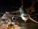 В международном аэропорту Миннеаполиса (штат Миннесота) во время руления на земле вечером во вторник столкнулись два пассажирских самолета компании Northwest Airlines - лайнер DC-9 и аэробус A-319