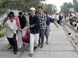 Около пятисот тел погибших находятся в одной из школ города Андижан на востоке Узбекистана, где в пятницу произошли вооруженные столкновения между правительственными войсками и мятежниками