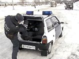Малолитражку соответственно разукрасили и снабдили надписями Малолитражку соответственно разукрасили и снабдили надписями