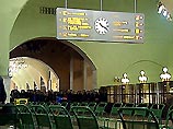 В здании Казанского вокзала прекращены поиски бомбы
