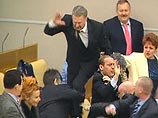 Депутаты Жириновский и Савельев, устроившие драку в Госдуме, отказались извиняться друг пред другом