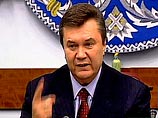 Суд обязал экс-премьера Украины Виктора Януковича выплатить $10 тысяч ветерану, которого он обматерил