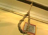 11-летний мальчик повесился после того, как его уличили в краже конфет
11-летний мальчик повесился после того, как его уличили в краже конфет
