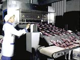 Как сообщили в одном из крупнейших в регионе производителей мороженого - группе компаний "Альтервест", "из-за прекращения подачи электроэнергии было остановлено производство на фабрике в городе Троицк к югу от Москвы" Как сообщили в одном из крупнейших в регионе производителей мороженого - группе компаний "Альтервест", "из-за прекращения подачи электроэнергии было остановлено производство на фабрике в городе Троицк к югу от Москвы"