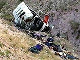 В Грузии микроавтобус упал в пропасть: погибли 12 человек