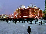 Около памятника Георгию Жукову на Манежной площади состоялся митинг сторонников КПРФ
