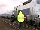 Во Франции пассажирский поезд столкнулся с грузовиком, перевозившим газ: есть раненые
