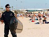 Несколько сот молодчиков грабили и избивали отдыхающих на пляже под Лиссабоном