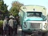 В Киргизском городе Ош охрана центральной гостиницы открыла огонь по напавшим на здание В Киргизском городе Ош охрана центральной гостиницы открыла огонь по напавшим на здание