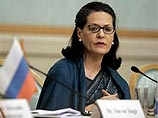 Соня Ганди выступила на общественном форуме "Диалог цивилизаций" в Москве Соня Ганди выступила на общественном форуме "Диалог цивилизаций" в Москве