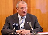Обвинение в коррупции предъявлено мэру Запорожья Евгению Карташову. Соответствующий протокол в среду передан в суд, сообщил "Интерфаксу" в среду начальник УМВД в Запорожской области Виктор Бондарь Обвинение в коррупции предъявлено мэру Запорожья Евгению Карташову. Соответствующий протокол в среду передан в суд, сообщил "Интерфаксу" в среду начальник УМВД в Запорожской области Виктор Бондарь