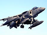 В США в четверг в 01:30 по московскому времени на жилой район города Юма в штате Аризона рухнул самолет вертикального взлета AV-8B Harrier американских морских сил. На борту самолета имелся полный боекомплект