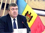 Экс-президент Молдавии: На выборах в парламент страна "выбирает между Западом и Востоком"