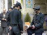 Охранники в это время уже спали и не смогли задержать нарушителей. "По этому поводу готовится соответствующая жалоба в полицейский участок, ответственный за обеспечение правопорядка в данном районе" Охранники в это время уже спали и не смогли задержать нарушителей. "По этому поводу готовится соответствующая жалоба в полицейский участок, ответственный за обеспечение правопорядка в данном районе"