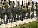 В Киргизии 500 сторонников кандидата, снятого с выборов, пытались захватить здания правительства и ЦИК В Киргизии 500 сторонников кандидата, снятого с выборов, пытались захватить здания правительства и ЦИК