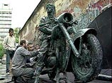 Инициаторы установки памятника Цою в Москве не могут добиться согласия властей Инициаторы установки памятника Цою в Москве не могут добиться согласия властей