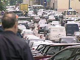 Власти Москвы намерены ограничить шлагбаумами въезд машин в центр города