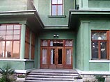 Продать дачу Сталина для привлечения средств в казну предлагал еще прежний президент Абхазии Владислав Ардзинба Продать дачу Сталина для привлечения средств в казну предлагал еще прежний президент Абхазии Владислав Ардзинба
