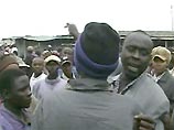 В Кении десятки человек отравились алкоголем - 45 погибли В Кении десятки человек отравились алкоголем - 45 погибли