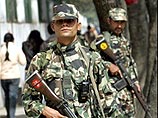 по меньшей мере 28 человек, в том числе 12 сотрудников непальских сил безопасности, погибли, еще столько же получили ранения в результате столкновений с боевиками КПН