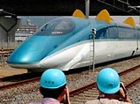 В Японии прошли испытания "поезда-пули", способного развивать скорость до 405 км в час