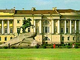 The Financial Times: Кремль выселяет Исторический архив Петербурга ради российского президента The Financial Times: Кремль выселяет Исторический архив Петербурга ради российского президента