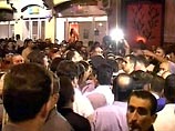 Грузинский спецназ электрошокерами и дубинками разогнал митинг оппозиции Грузинский спецназ электрошокерами и дубинками разогнал митинг оппозиции