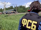 Суд арестовал двух баркашовцев, подозреваемых в причастности к подрыву поезда Грозный-Москва