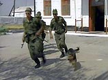 Киргизские пограничники, захваченные жителями таджикского села, вернулись в отряд
Киргизские пограничники, захваченные жителями таджикского села, вернулись в отряд