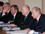Предложение Путина о "водочной вертикали" вписывается в политику централизации хозяйственных потоков Предложение Путина о "водочной вертикали" вписывается в политику централизации хозяйственных потоков