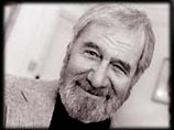 На 79-м году жизни скончался автор детективов Эд Макбейн На 79-м году жизни скончался автор детективов Эд Макбейн