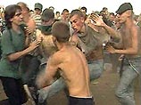 На рынке на юге Киргизии произошла массовая драка На рынке на юге Киргизии произошла массовая драка
