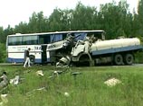 В Омской области в результате столкновения грузовика "КамАЗ" с пассажирским автобусом погибли семь человек, 20 получили ранения различной степени тяжести