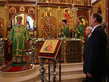Патриарх Алексий II освятил храм при Центральном клиническом госпитале ФСБ Патриарх Алексий II освятил храм при Центральном клиническом госпитале ФСБ