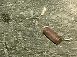 С места происшествия изъяты три стреляные гильзы и пистолет Макарова с глушителем