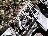  Непале пассажирский автобус упал в овраг: 10 погибших и 18 раненых