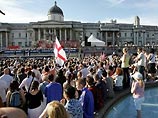 На Трафальгарской площади в Лондоне вспоминают погибших при терактах На Трафальгарской площади в Лондоне вспоминают погибших при терактах