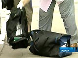 Сотрудники частного охранного предприятия остановились в районе дома 47, чтобы купить воды. В этот момент к ним подъехали неизвестные преступники Сотрудники частного охранного предприятия остановились в районе дома 47, чтобы купить воды. В этот момент к ним подъехали неизвестные преступники