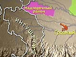 В чеченском райцентре Знаменское во вторник около 13:30 по московскому времени был взорван милицейский УАЗ
