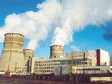 На Ровенской АЭС (РАЭС) накануне был отключен четвертый энергоблок из-за "автоматического отключения двух насосов питания по факту снижения уровня воды в деаэраторах". К устранению неисправности привлечен персонал дежурной смены