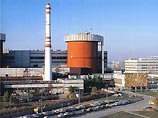 На Южноукраинской АЭС был автоматически отключен второй энергоблок из-за "дефекта, по предварительной версии - трещины в трубопроводе второго контура". Давление в трубопроводе было снижено с двенадцати атмосфер до шести