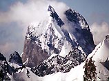 Грузия просит российских спасателей помочь альпинистам, застрявшим на высоте 4000 метров 