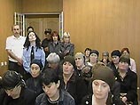25-летняя Зарина Пухаева рассказала, что среди террористов на второй день после захвата школы она видела женщину славянской внешности, о чем она рассказала на суде
