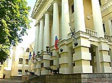 Командование ВМФ отрицает, что на подлодке "Курск" могли находиться 130 человек. Командование ВМФ отрицает, что на подлодке "Курск" могли находиться 130 человек.