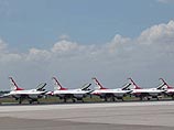В ворота базы ВВС США на большой скорости врезалась автомашина В ворота базы ВВС США на большой скорости врезалась автомашина