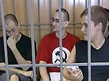 Суд оставил под стражей 33 нацбола-"декабриста" Суд оставил под стражей 33 нацбола-"декабриста"