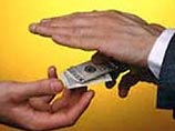 Сатаров: чиновники берут взяток на 319 миллиардов долларов в год, но хотят еще больше
Сатаров: чиновники берут взяток на 319 миллиардов долларов в год, но хотят еще больше