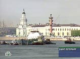 В Петербурге танкер врезался в мост - произошел разлив мазута В Петербурге танкер врезался в мост - произошел разлив мазута